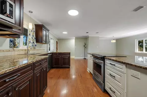 807 Devon Dr, Tallahassee, FL 32308 photo 5