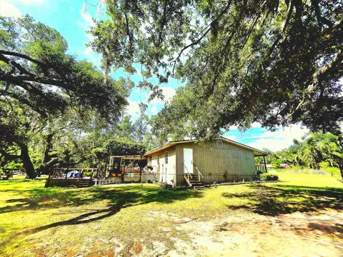 585 Mangum Close Rd, Perry, FL 32347