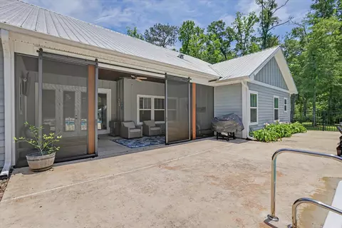 Exterior - 1002 Baum Rd, Tallahassee, FL 32317 photo 9 of 17