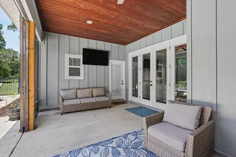 Exterior - 1002 Baum Rd, Tallahassee, FL 32317 photo 6 of 17