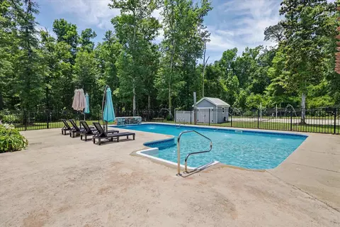 Exterior - 1002 Baum Rd, Tallahassee, FL 32317 photo 13 of 17