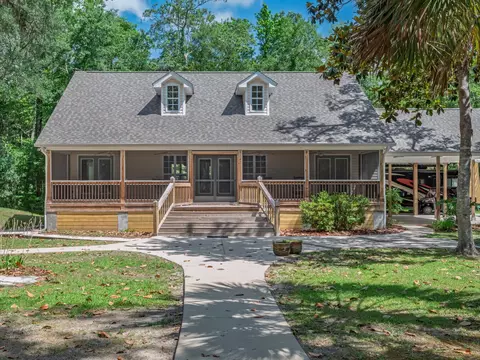 73 Daughtry Dr, Sopchoppy, FL 32358