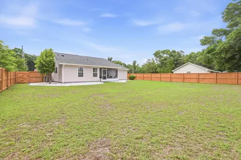 21 Stevens Dr, Midway, FL 32343 photo 40