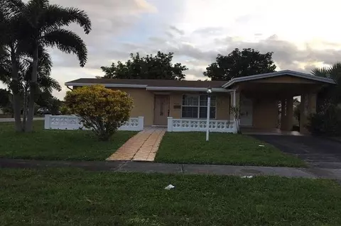 4700 NW 41st Pl, Lauderdale Lakes, FL 33319