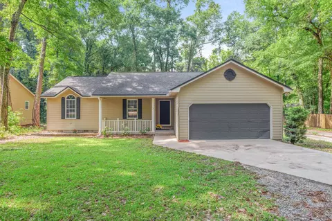 1835 Folkstone Rd, Tallahassee, FL 32312