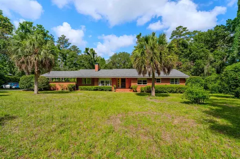 3164 Lakeshore Dr, Tallahassee, FL 32312