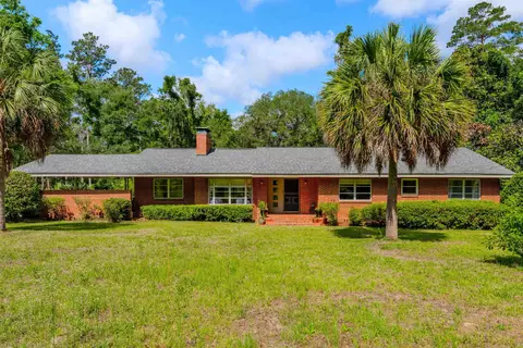 3164 Lakeshore Dr, Tallahassee, FL 32312