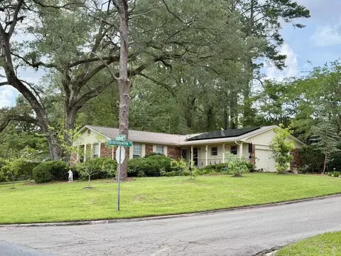 1445 Oldfield Dr, Tallahassee, FL 32308