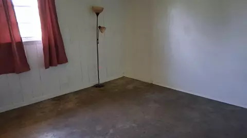 Bedroom - 507 Plantation Rd, Perry, FL 32348 photo 4 of 4