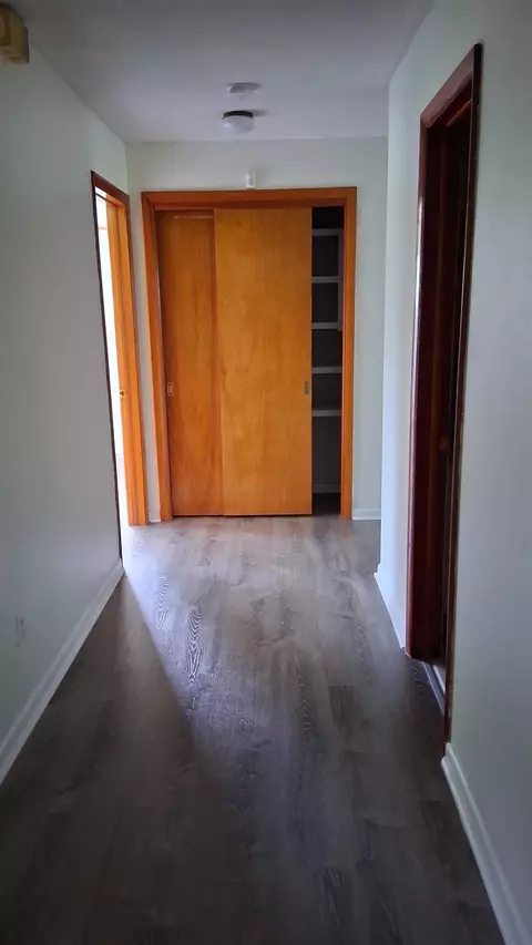 Entry Way - 507 Plantation Rd, Perry, FL 32348 photo 1 of 2