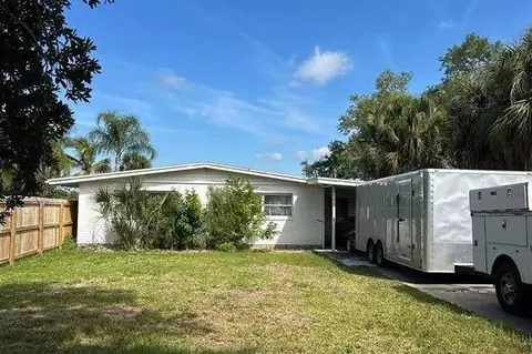 114 Magnolia Ave, Nokomis, FL 34275