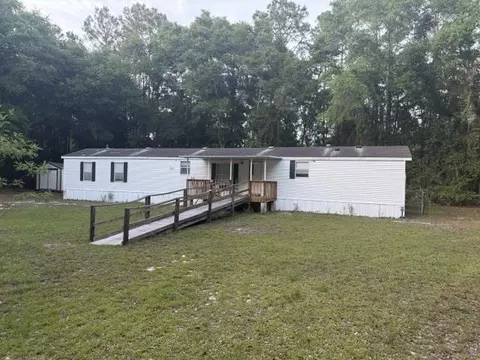 4 Sommer Rd, Crawfordville, FL 32327