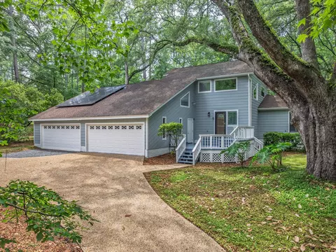 417 Castleton Cir, Tallahassee, FL 32312