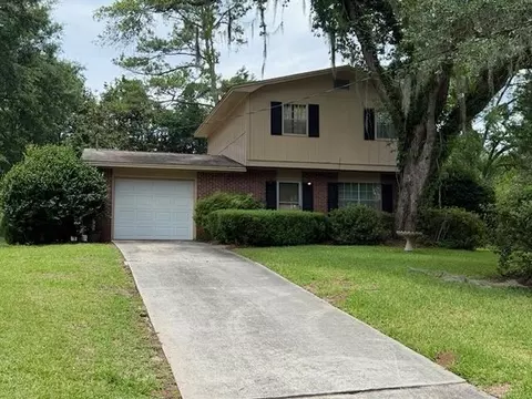 206 Winn Cay Dr, Tallahassee, FL 32312