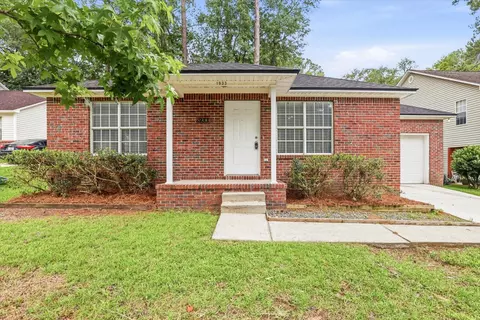 1933 Maymeadow Ln, Tallahassee, FL 32303