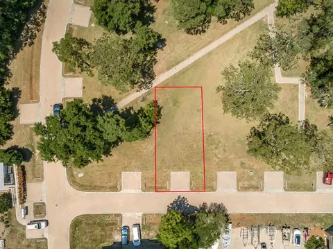 384 Sandalwood Trce, Carrabelle, FL 32322