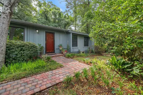 2017 Ted Hines Dr, Tallahassee, FL 32308