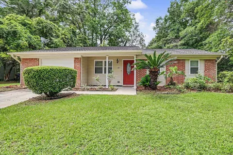 821 Barrie Ave, Tallahassee, FL 32303