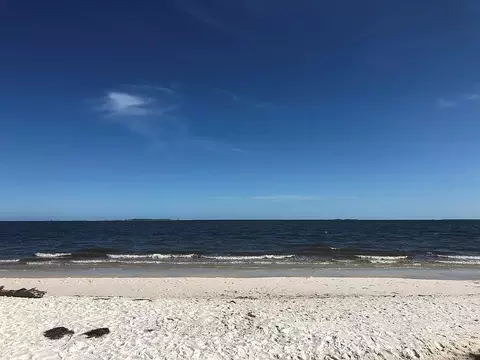 1732 Carrabelle Beach Dr, Carrabelle, FL 32322