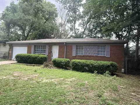 4008 Wiggington Rd, Tallahassee, FL 32303