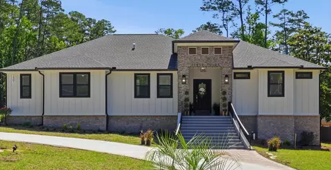3501 Doe Run Dr, Tallahassee, FL 32312