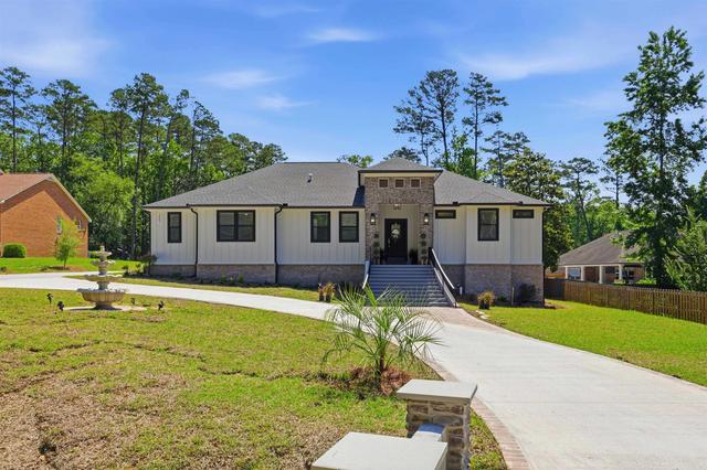 3501 Doe Run Dr, Tallahassee, FL 32312