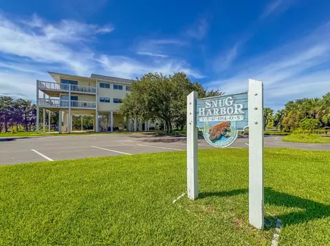 36 Sea Breeze Dr #6, Crawfordville, FL 32327