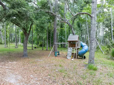 Exterior - 2878 W Us 98, Perry, FL 32347 photo 18 of 26