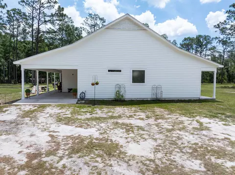 Exterior - 2878 W Us 98, Perry, FL 32347 photo 10 of 26