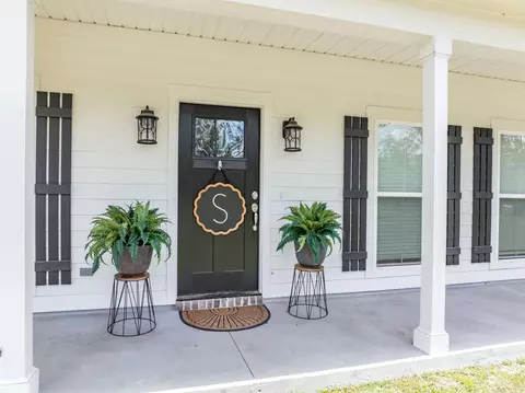 Exterior - 2878 W Us 98, Perry, FL 32347 photo 4 of 26