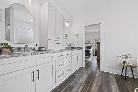 Bath - 2878 W Us 98, Perry, FL 32347 photo 1 of 6
