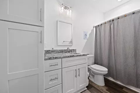 Bath - 2878 W Us 98, Perry, FL 32347 photo 6 of 6