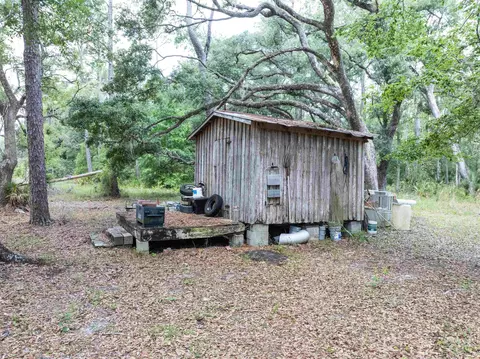 Exterior - 2878 W Us 98, Perry, FL 32347 photo 19 of 26