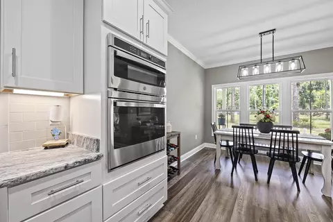 Kitchen - 2878 W Us 98, Perry, FL 32347 photo 2 of 5