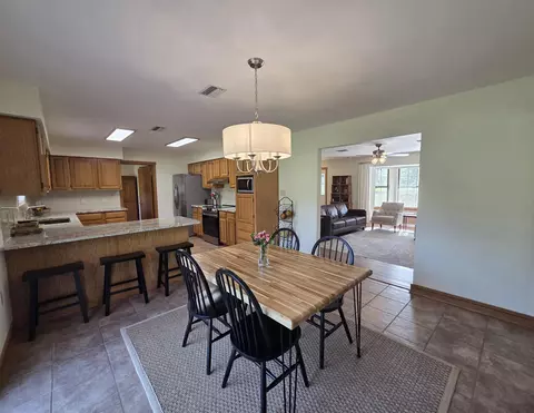 Dining - 3645 Slaughter Rd, Perry, FL 32347 photo 2 of 2