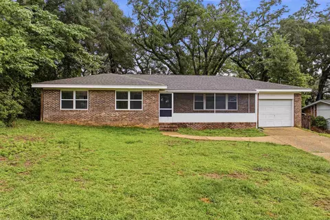 916 Maplewood Ave, Tallahassee, FL 32303