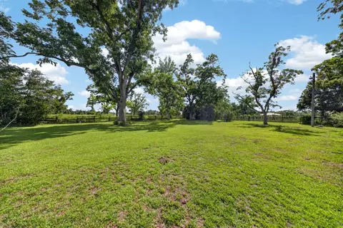 150 SE Norton Way, Lee, FL 32059 photo 21