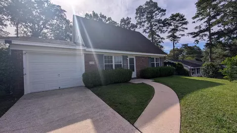 1124 Winifred Dr, Tallahassee, FL 32308