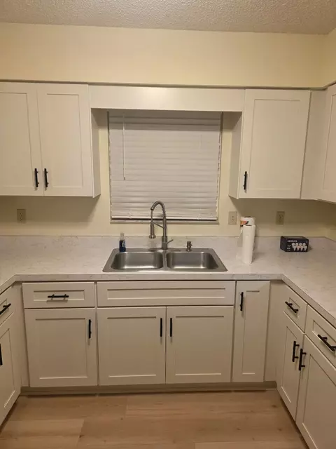 Kitchen - 481 Emerald Dr, Ocala, FL 34472 photo 3 of 3