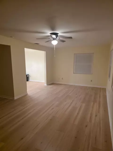 Living - 481 Emerald Dr, Ocala, FL 34472 photo 2 of 3