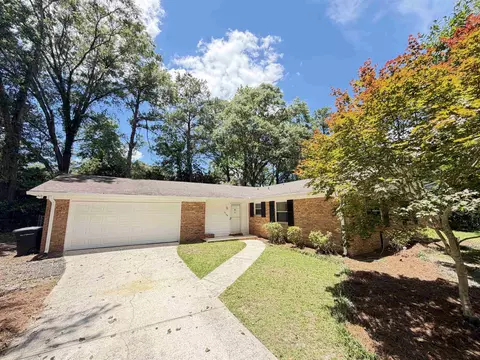 3108 Briarwood Dr, Tallahassee, FL 32308