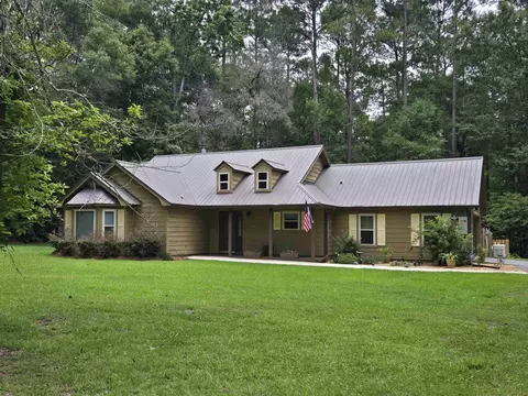 4203 Tallavana Trl, Havana, FL 32333