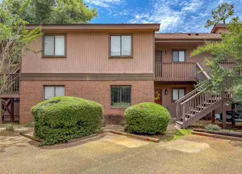 216 Dixie Dr #D-3, Tallahassee, FL 32304