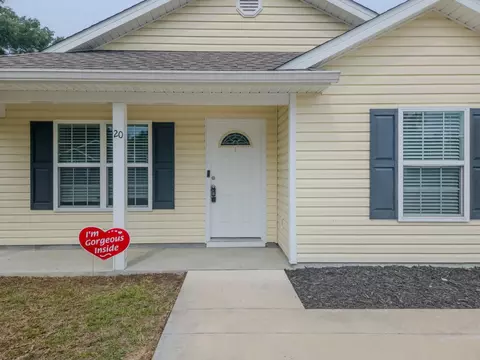 20 Tranquil Ln, Crawfordville, FL 32327