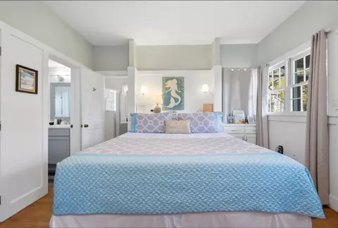 Bedroom - 246 NE Maggie Cir, Steinhatchee, FL 32359 photo 1 of 3
