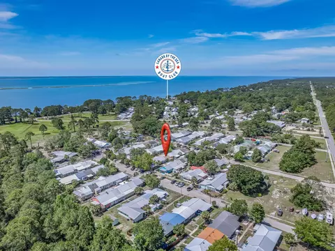 40 Carlton Ave # -4, Lanark, FL 32323