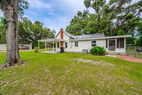 616 W Wilcox St, Perry, FL 32347 photo 2