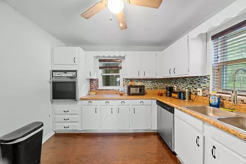 Kitchen - 616 W Wilcox St, Perry, FL 32347 photo 1 of 2