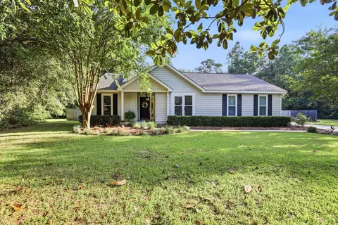 9127 Foxwood Dr, Tallahassee, FL 32309