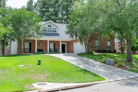 912 Park View Dr, Tallahassee, FL 32311
